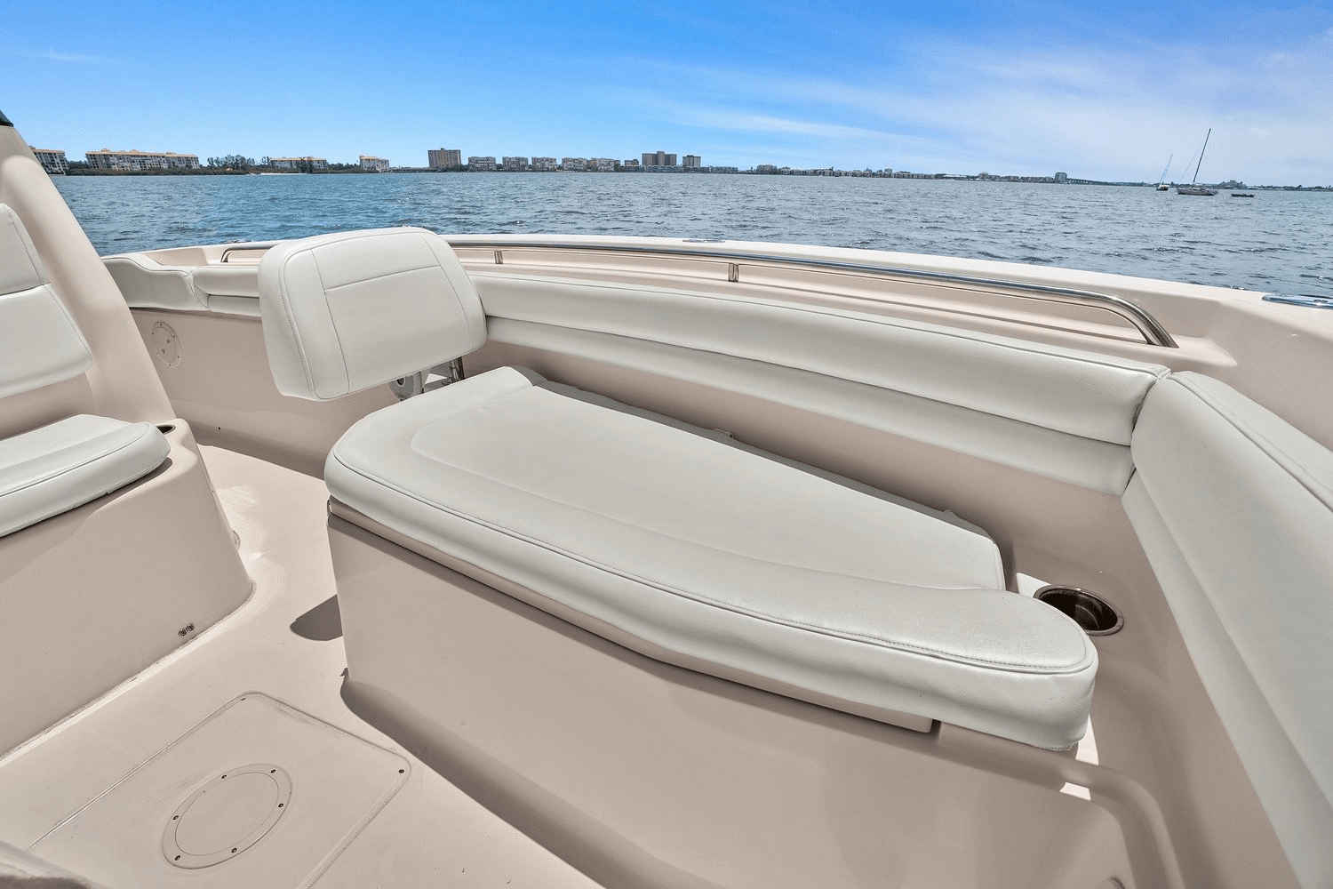 Slide: The Image of Grady-White 306 CANYON 2018 - 11