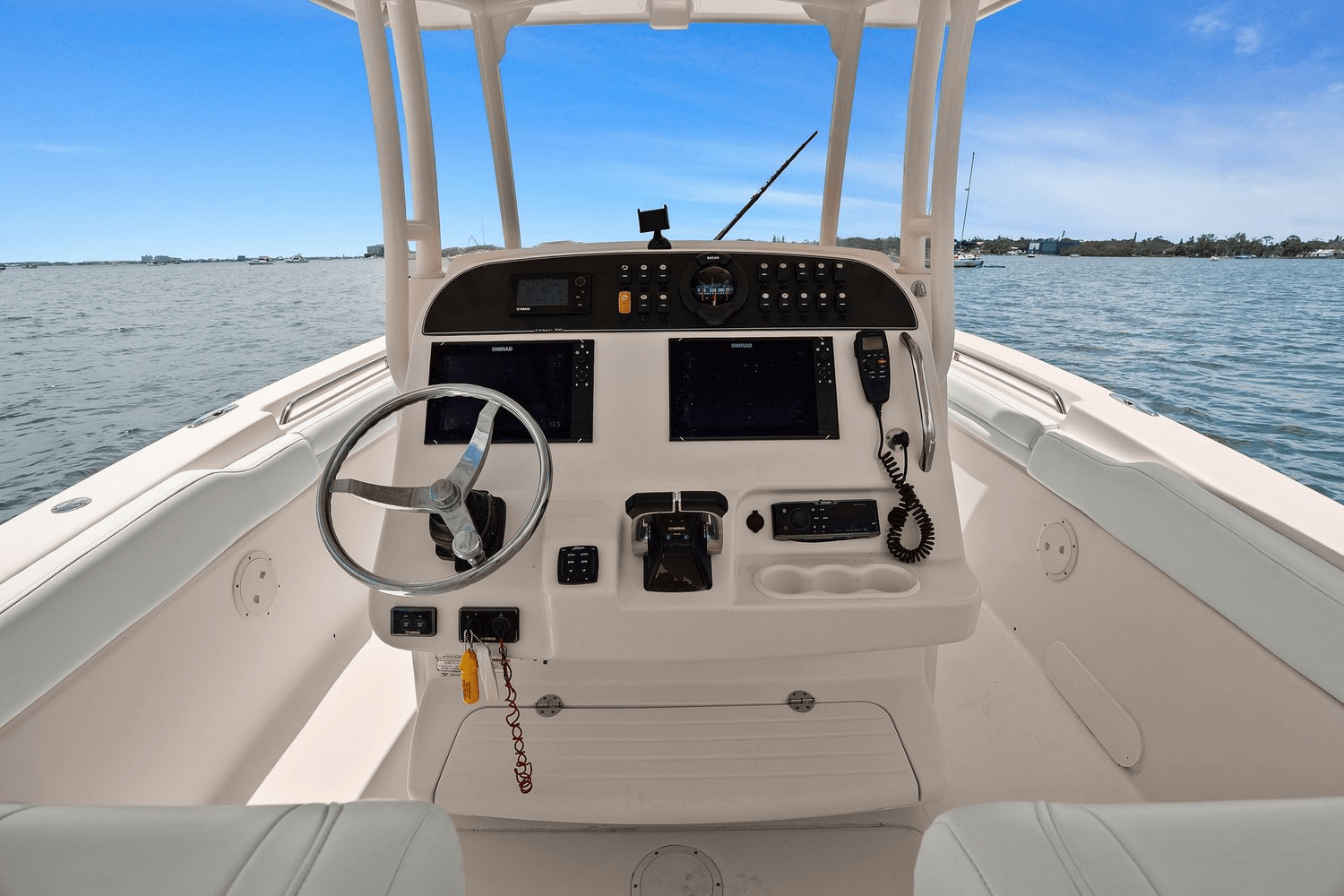 Slide: The Image of Grady-White 306 CANYON 2018 - 13