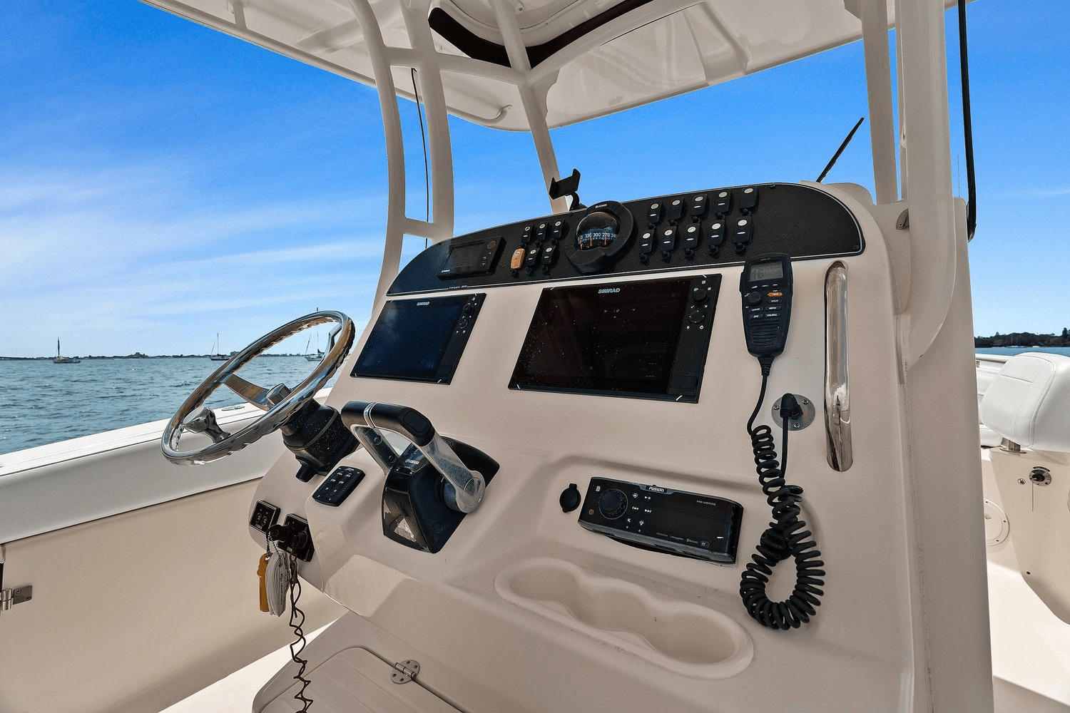 Slide: The Image of Grady-White 306 CANYON 2018 - 14