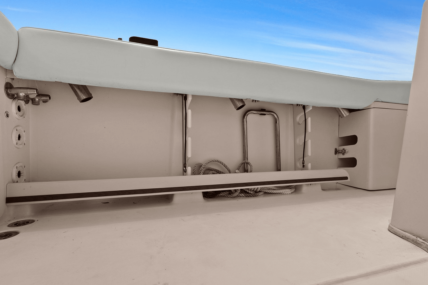 Slide: The Image of Grady-White 306 CANYON 2018 - 23