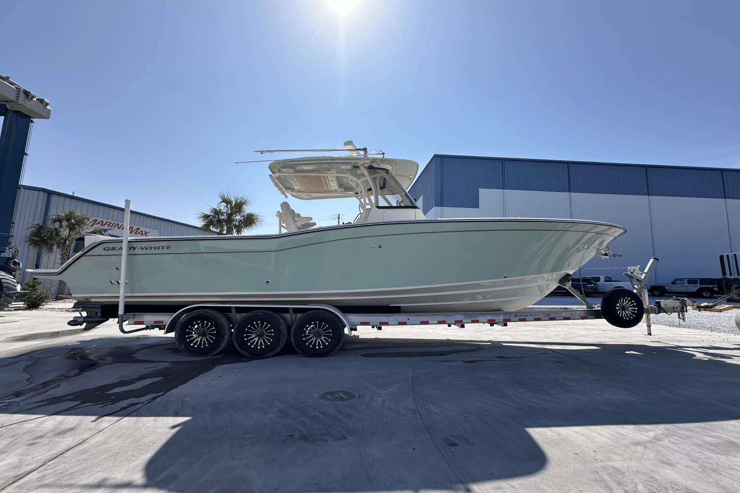 Slide: The Image of Grady-White 326 CANYON 2020 - 5