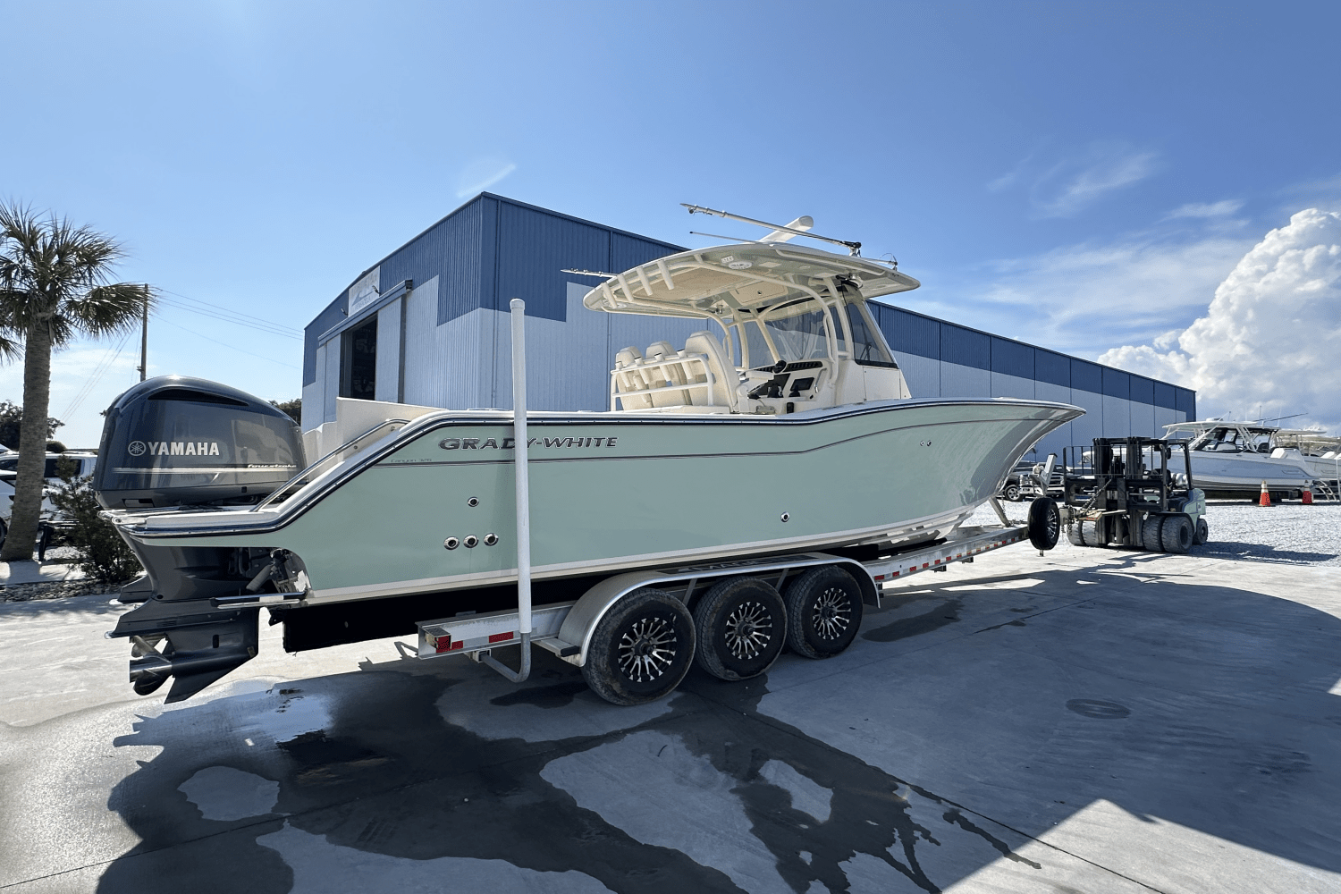 Slide: The Image of Grady-White 326 CANYON 2020 - 6