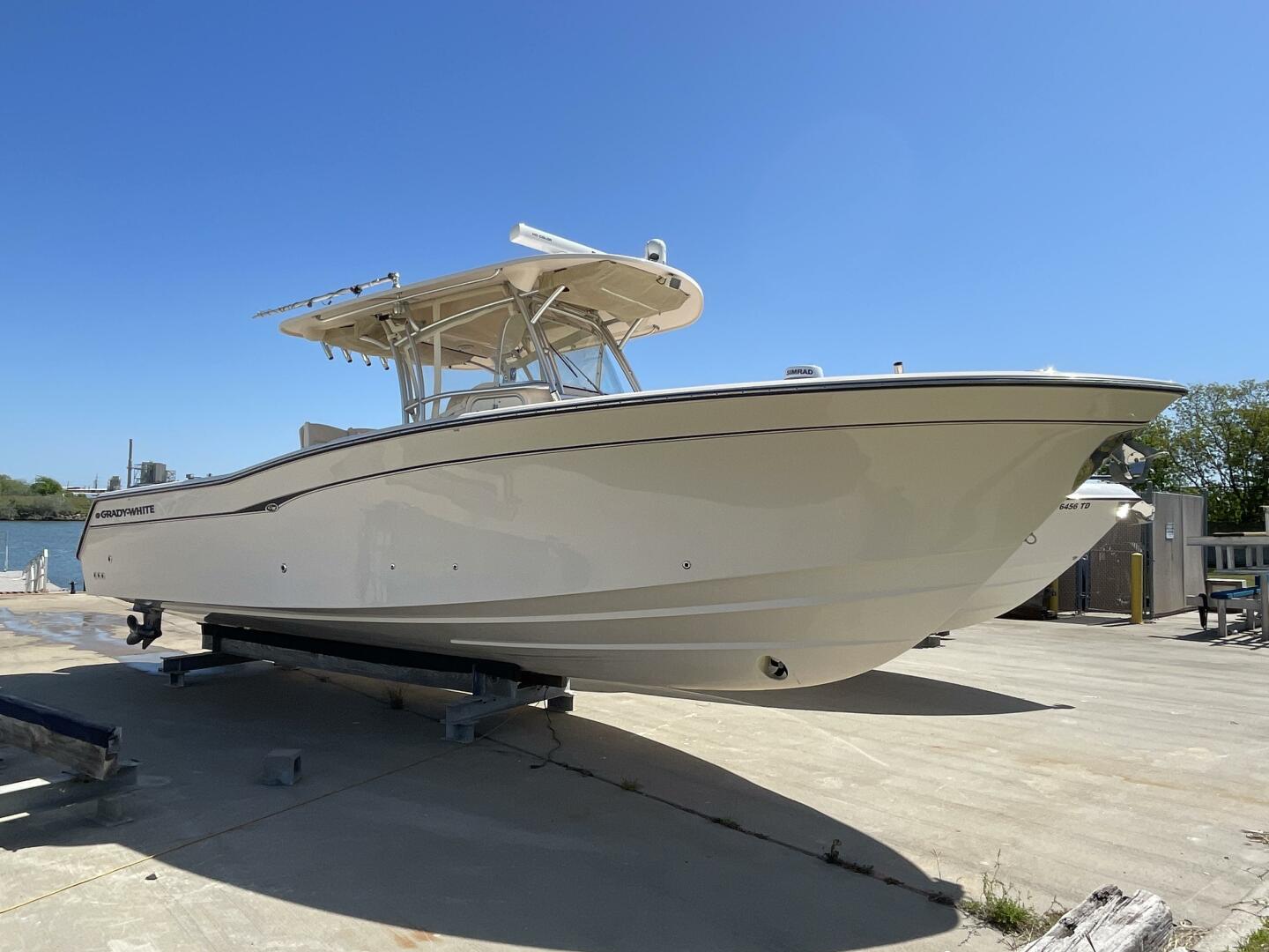 Slide: The Image of Grady-White 33 2008 - 5204729