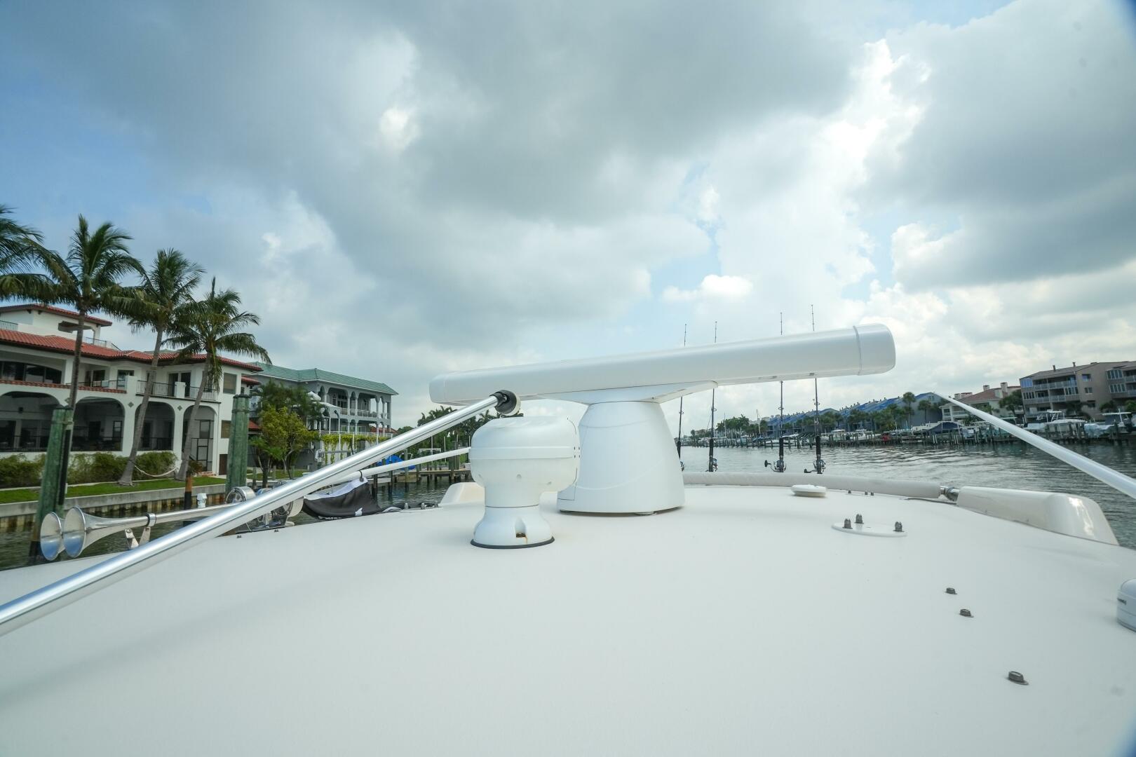 Slide: The Image of Grady-White 336 Canyon 2019 - 4591691