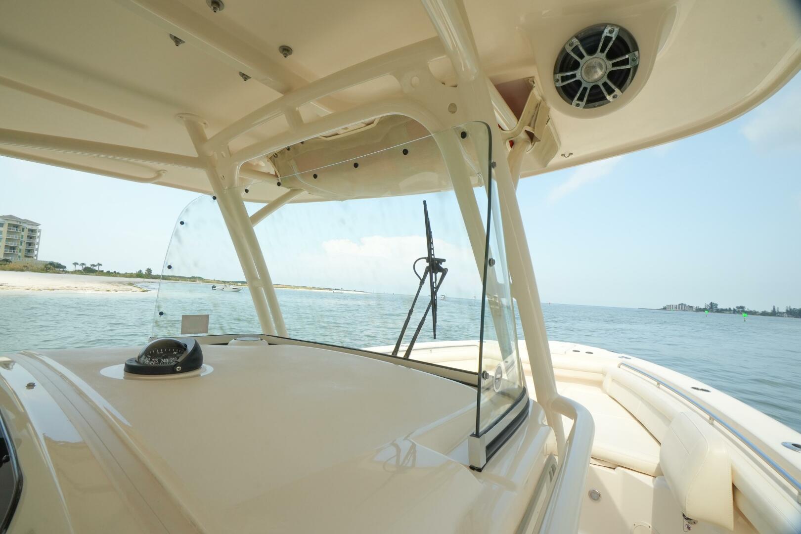 Slide: The Image of Grady-White 336 Canyon 2019 - 4591695