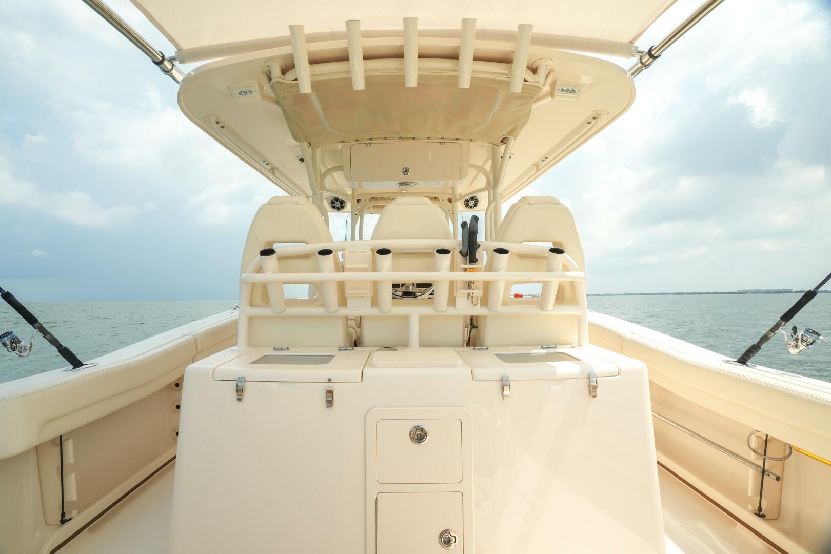 Slide: The Image of Grady-White 336 Canyon 2019 - 4591714