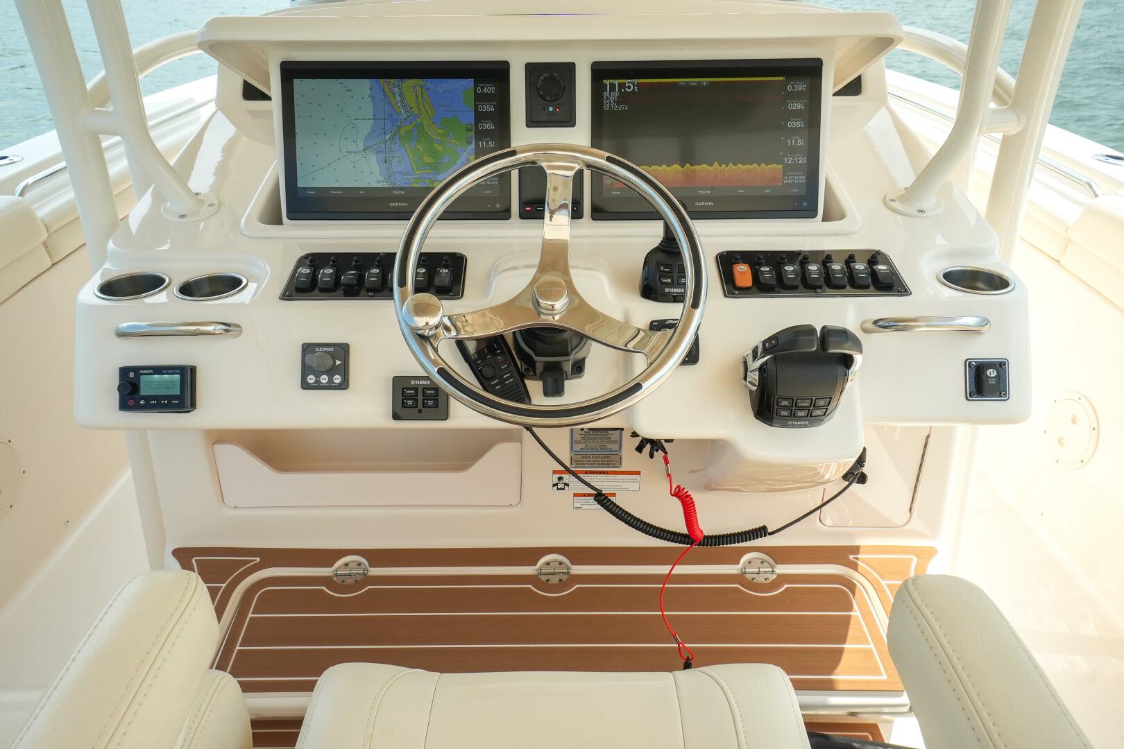 Slide: The Image of Grady-White 336 Canyon 2019 - 4591720