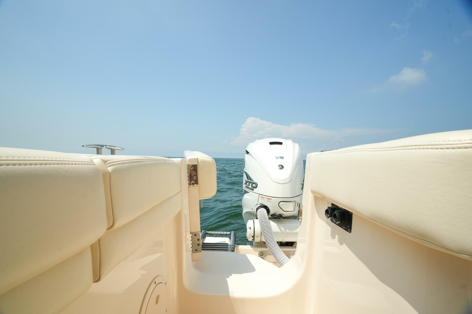 Slide: The Image of Grady-White 336 Canyon 2019 - 4591766