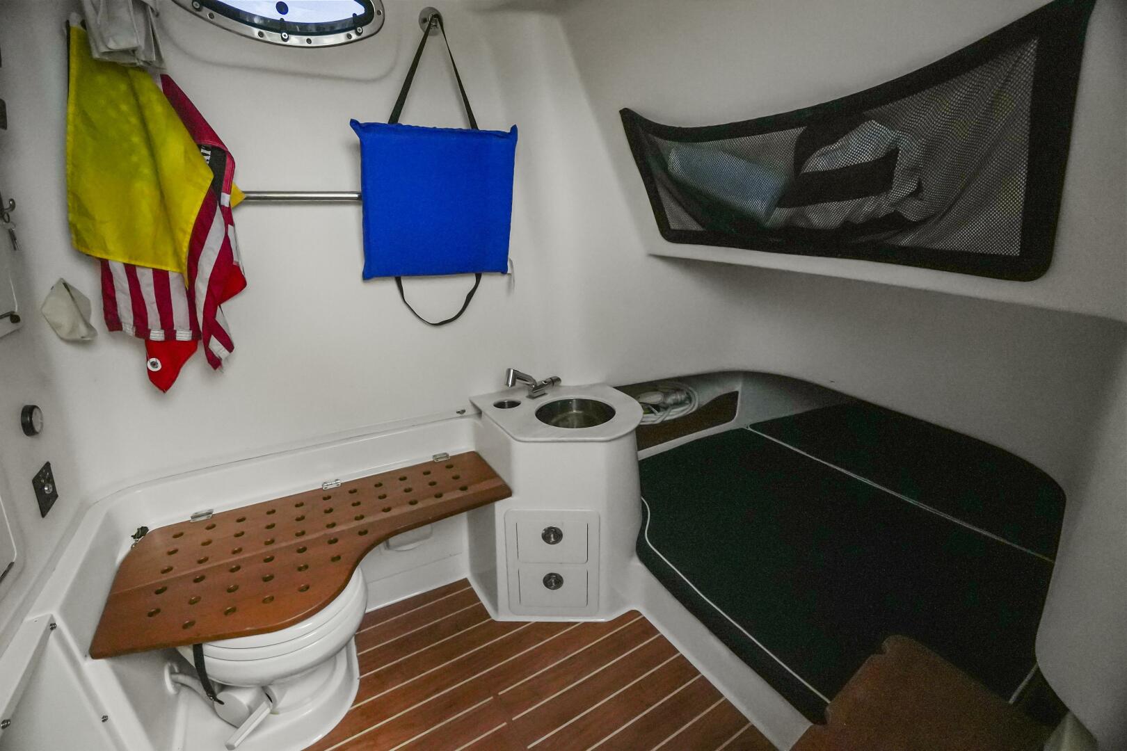 Slide: The Image of Grady-White 336 Canyon 2019 - 4591784