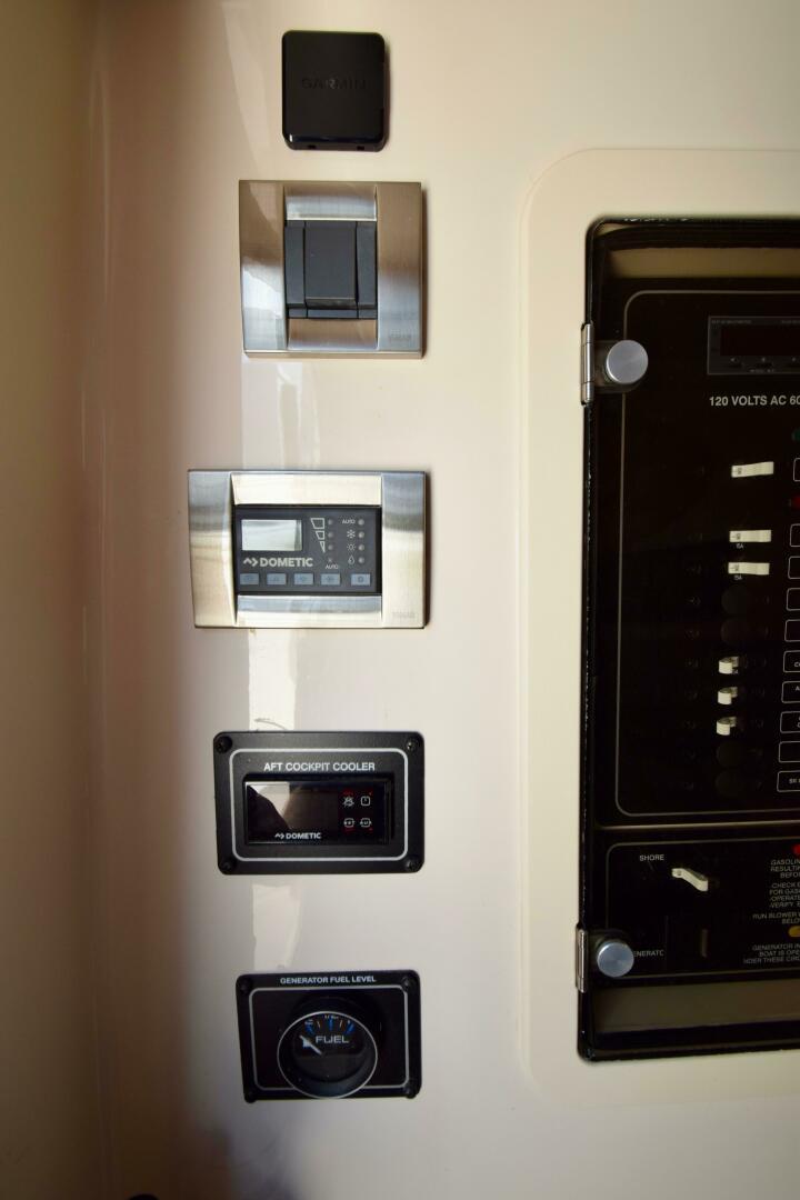 Slide: The Image of Grady-White 336 Canyon 2023 - 5253155