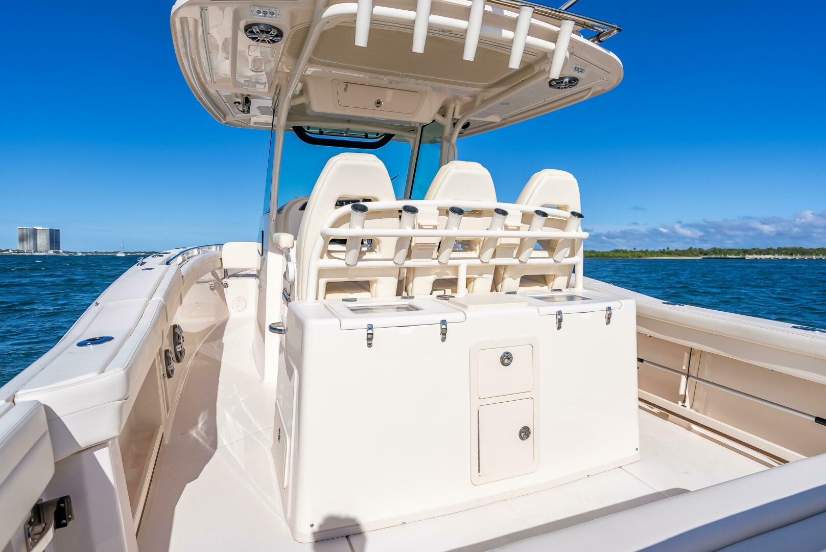 Slide: The Image of Grady-White 336 Canyon 2023 - 5253190