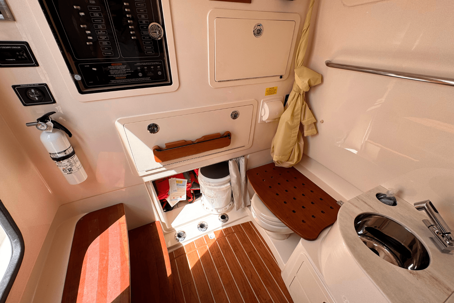 Slide: The Image of Grady-White Canyon 336 2023 - 28