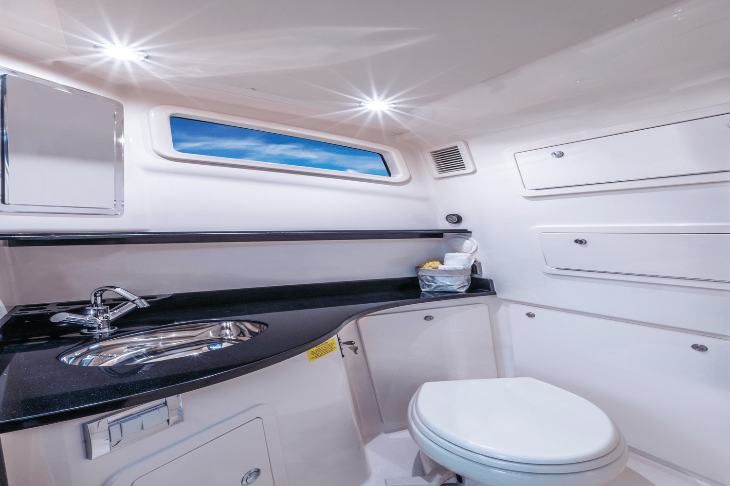 Slide: The Image of Grady-White Canyon 386 2026 - 12