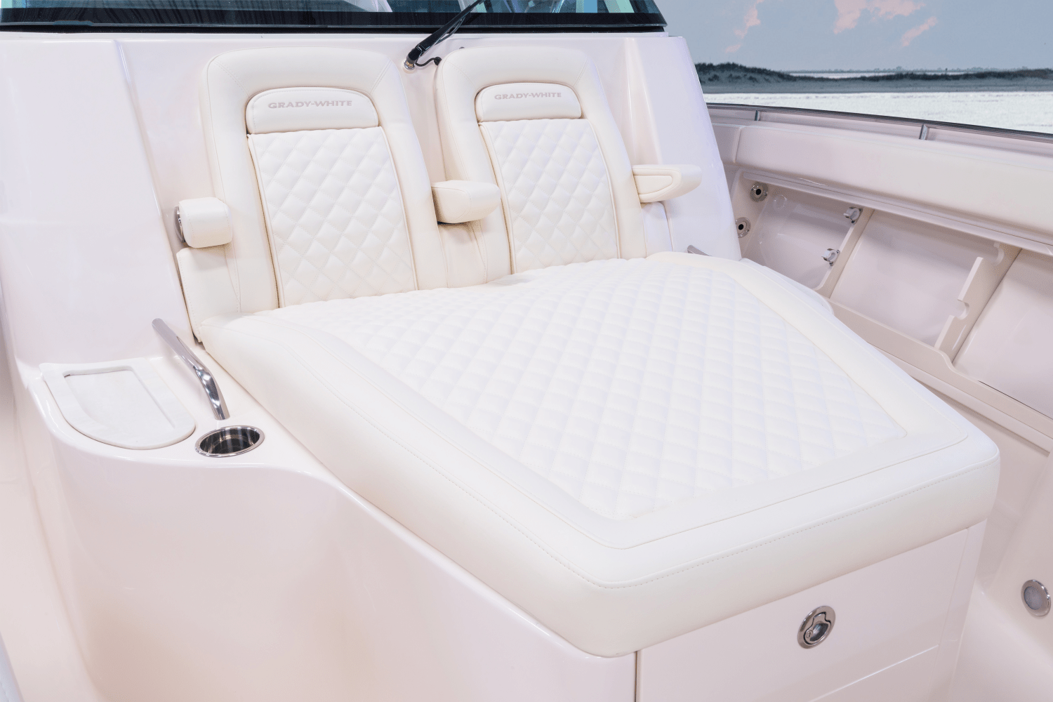 Slide: The Image of Grady-White Canyon 386 2026 - 9