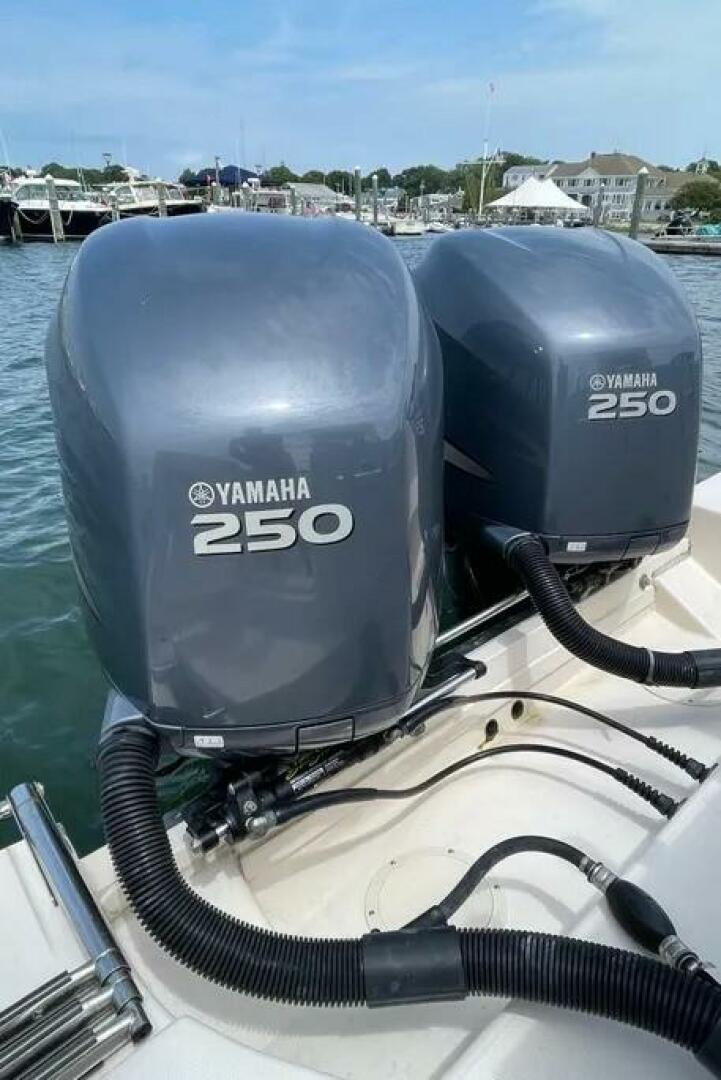 Slide: The Image of Grady-White Chesapeake 290 2009 - 5478322