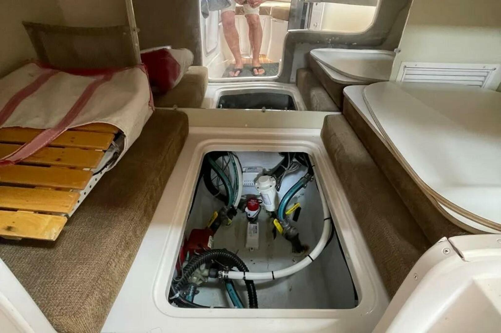 Slide: The Image of Grady-White Chesapeake 290 2009 - 5478338