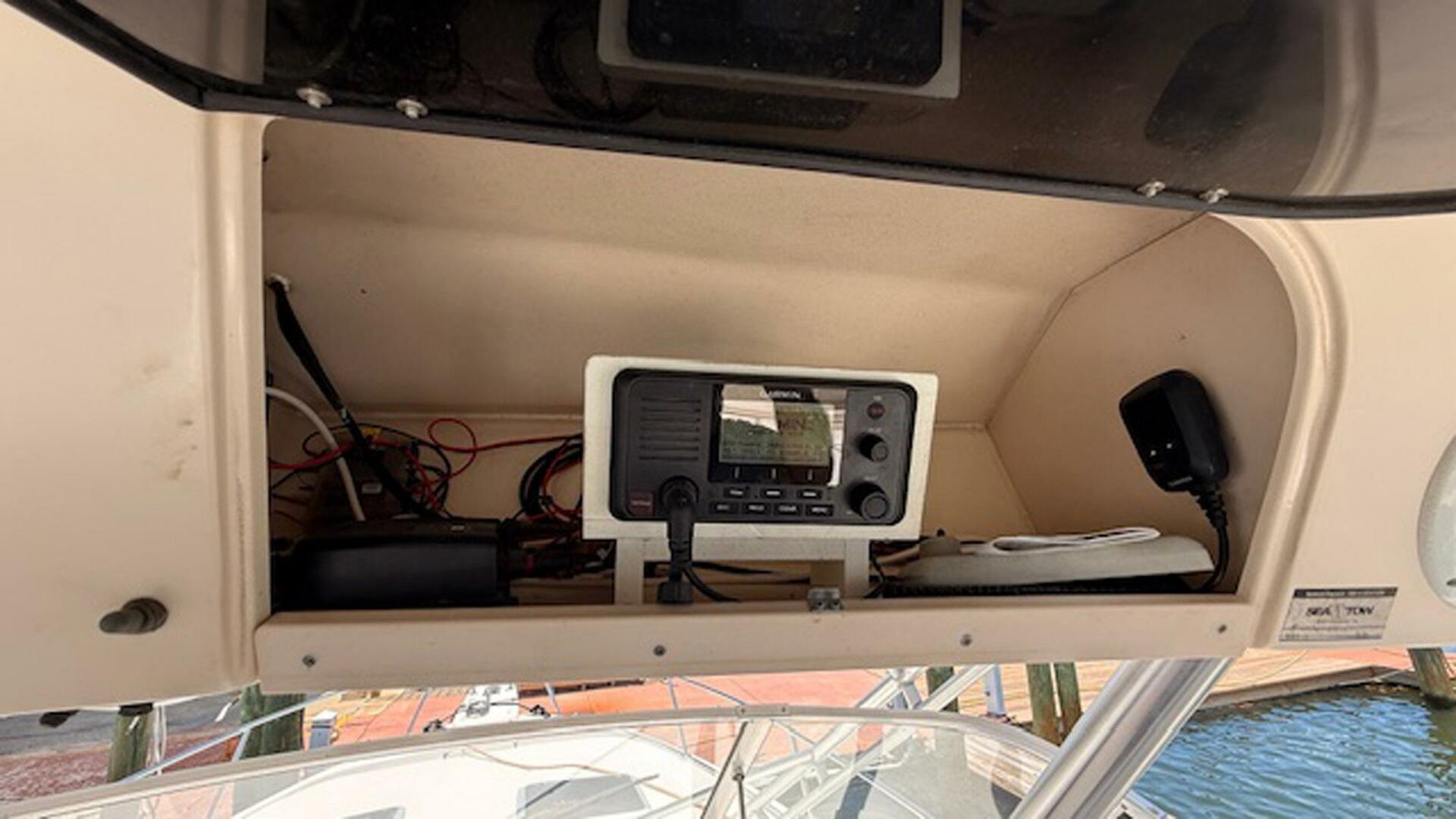 Slide: The Image of Grady-White Express 330 2005 - 5395360