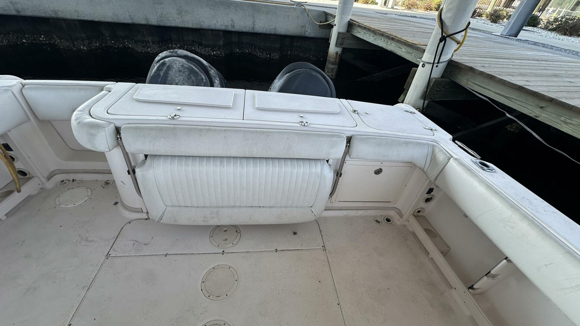 Slide: The Image of Grady-White Express 330 2005 - 5395369