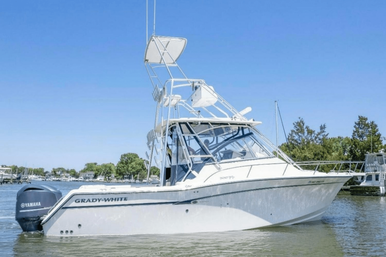 Slide: The Image of Grady-White Express 330 2014 - 1