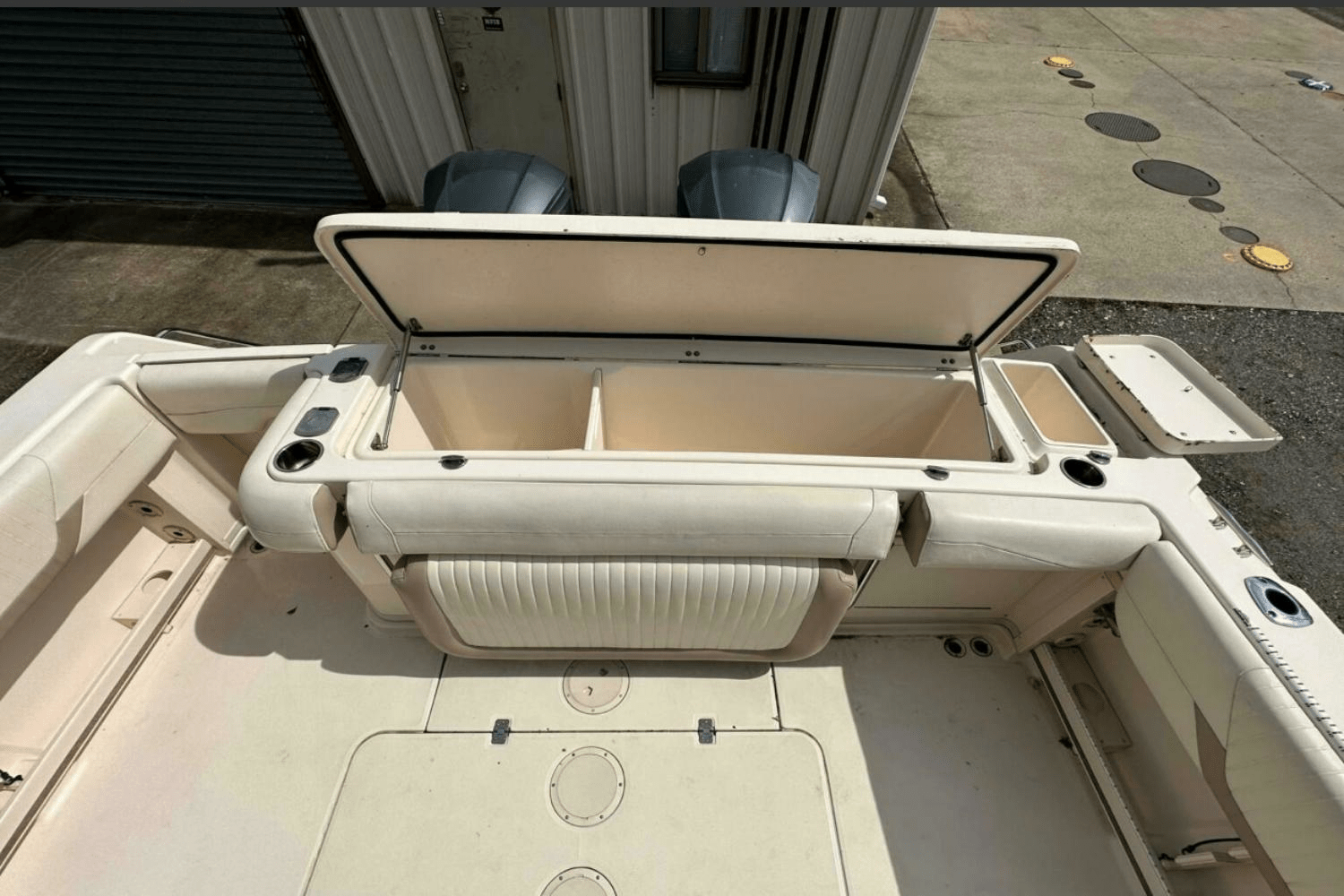 Slide: The Image of Grady-White Express 330 2014 - 10