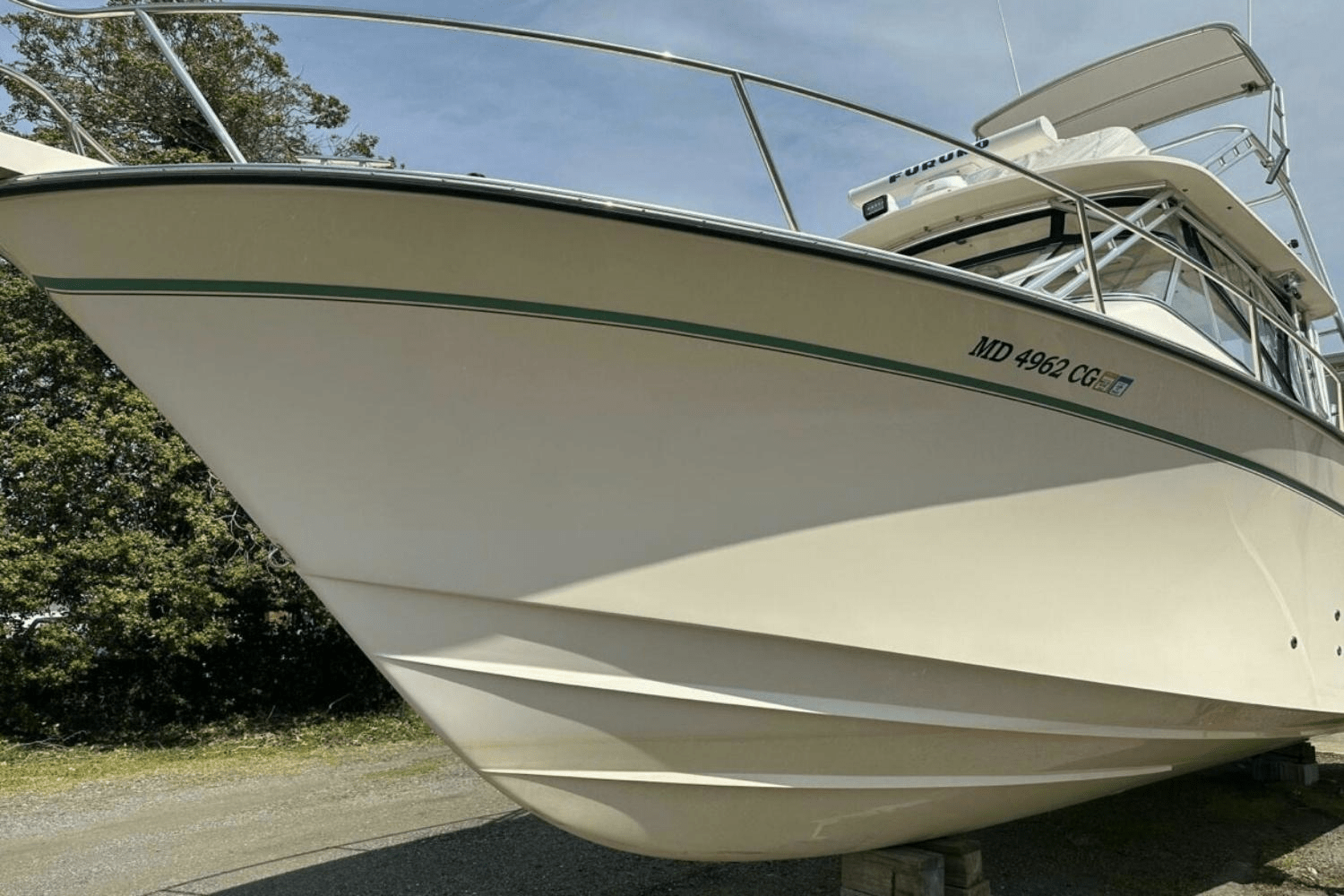 Slide: The Image of Grady-White Express 330 2014 - 7