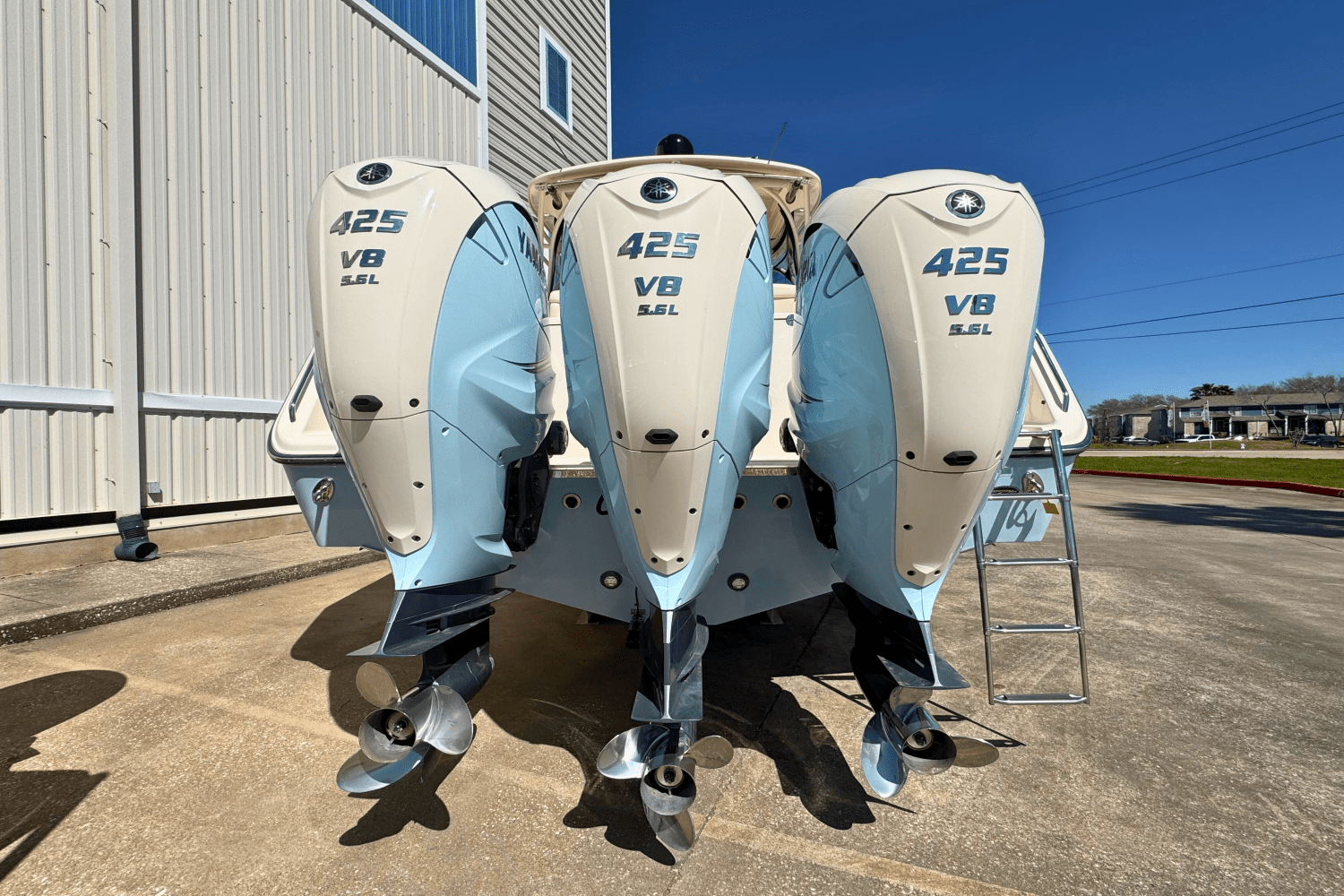 Slide: The Image of Grady-White Express 370 2022 - 2