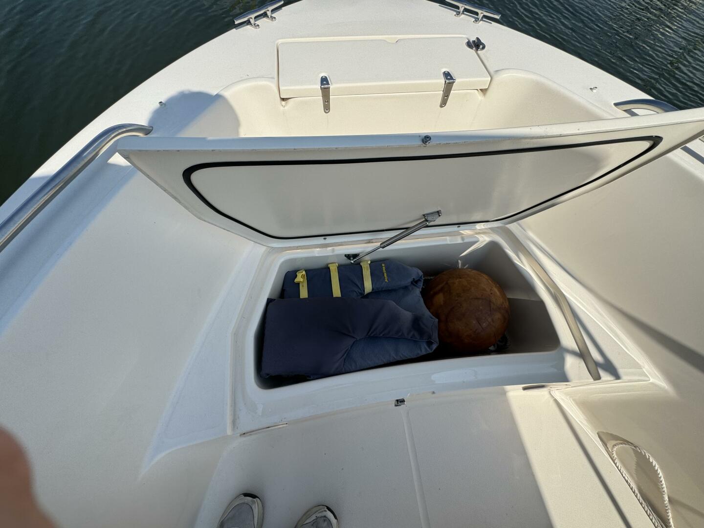 Slide: The Image of Grady-White Fisherman 2020 - 4554789