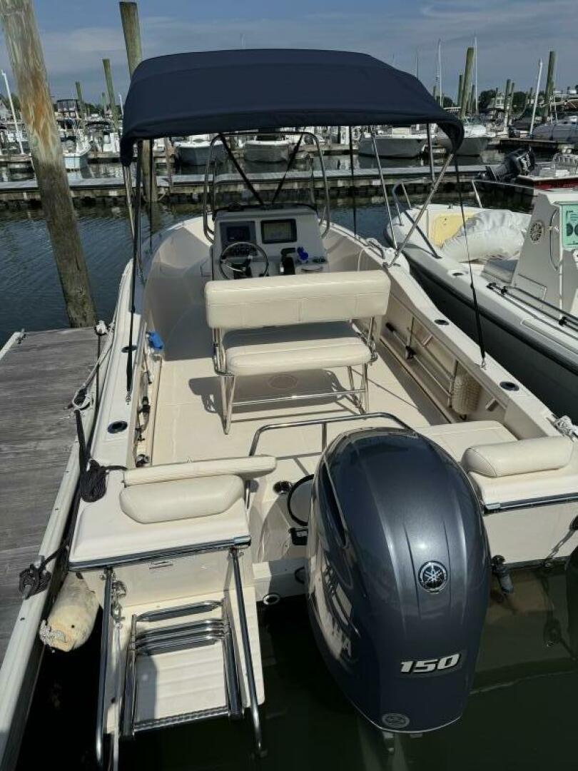 Slide: The Image of Grady-White Fisherman 2020 - 4554777