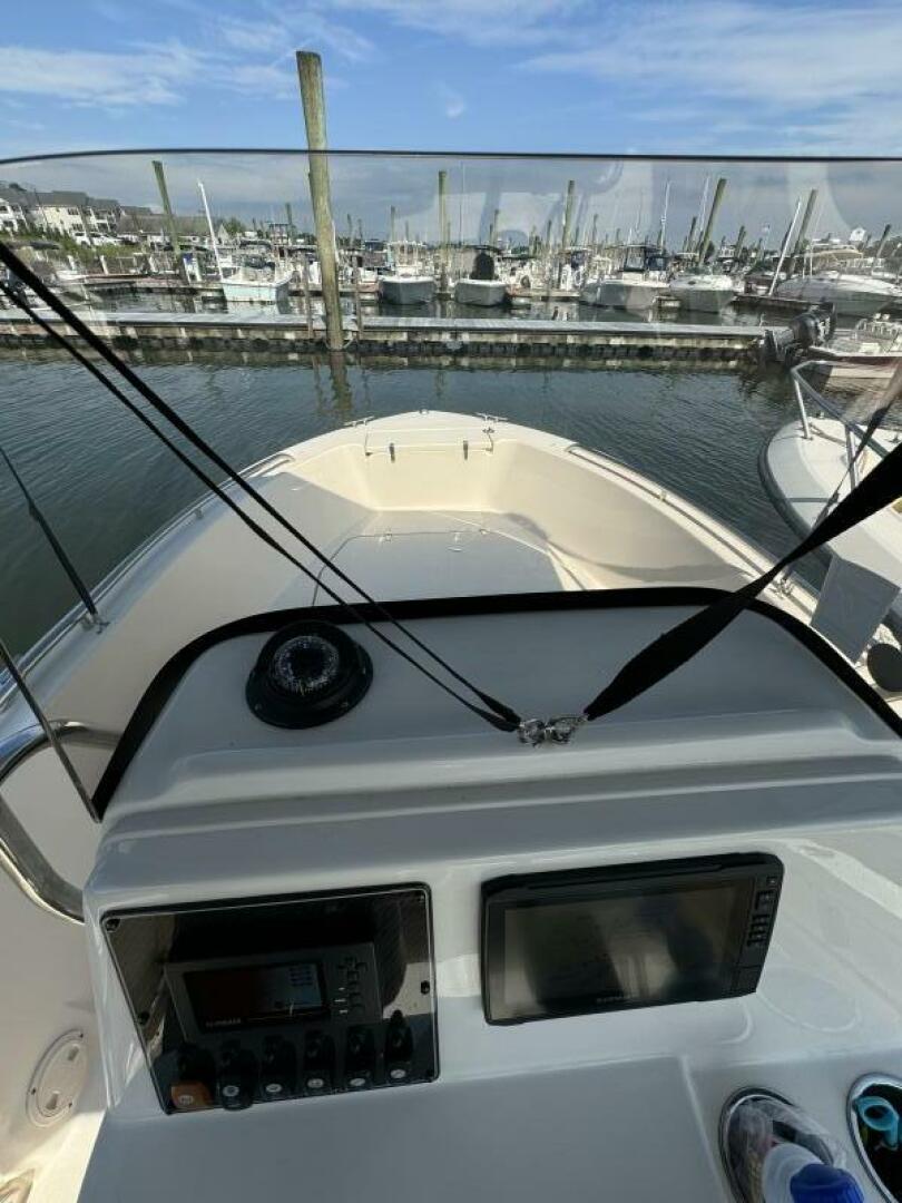Slide: The Image of Grady-White Fisherman 2020 - 4554787