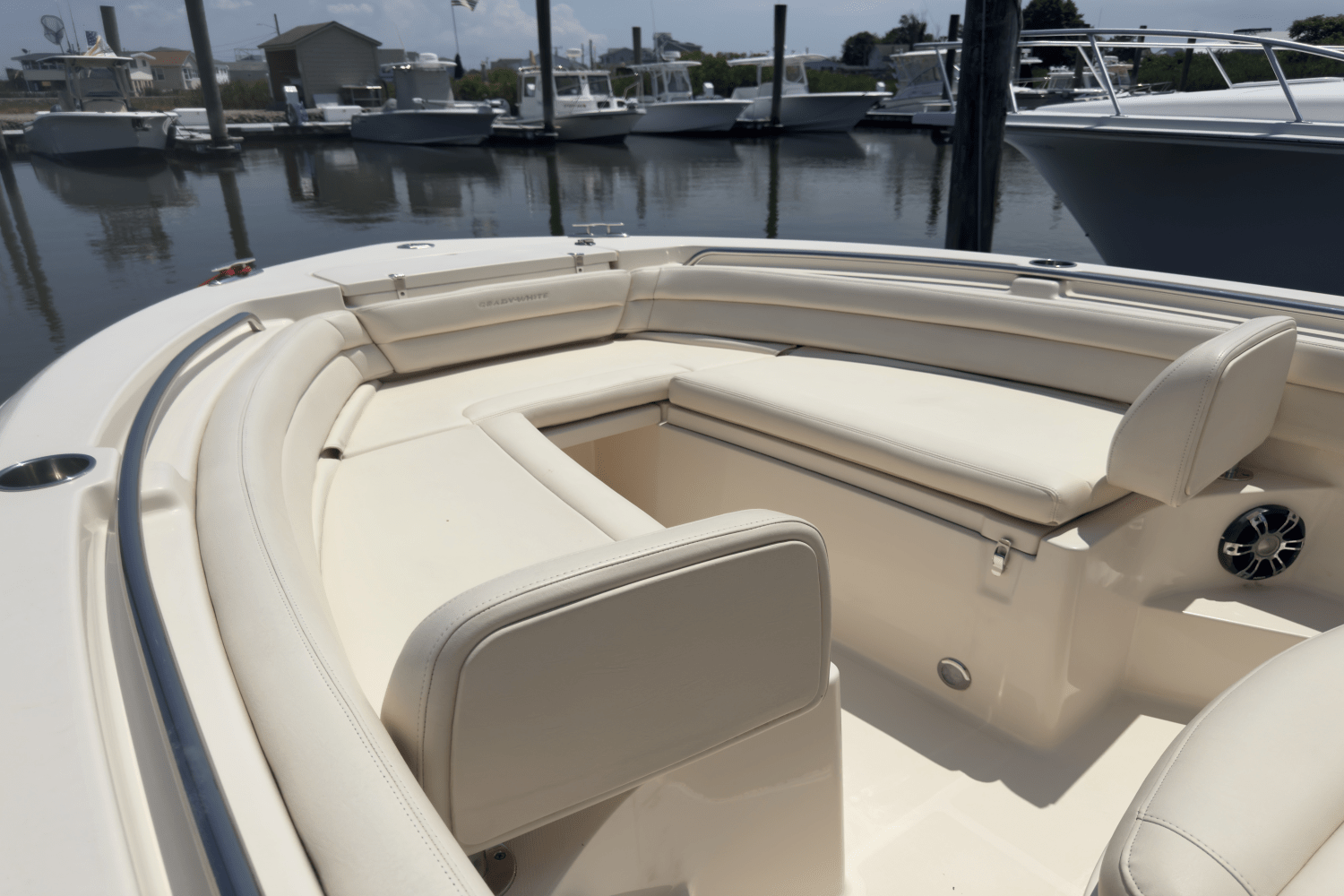 Slide: The Image of Grady-White Fisherman 236 2020 - 14