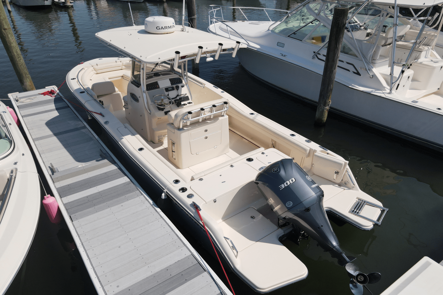 Slide: The Image of Grady-White Fisherman 236 2020 - 6