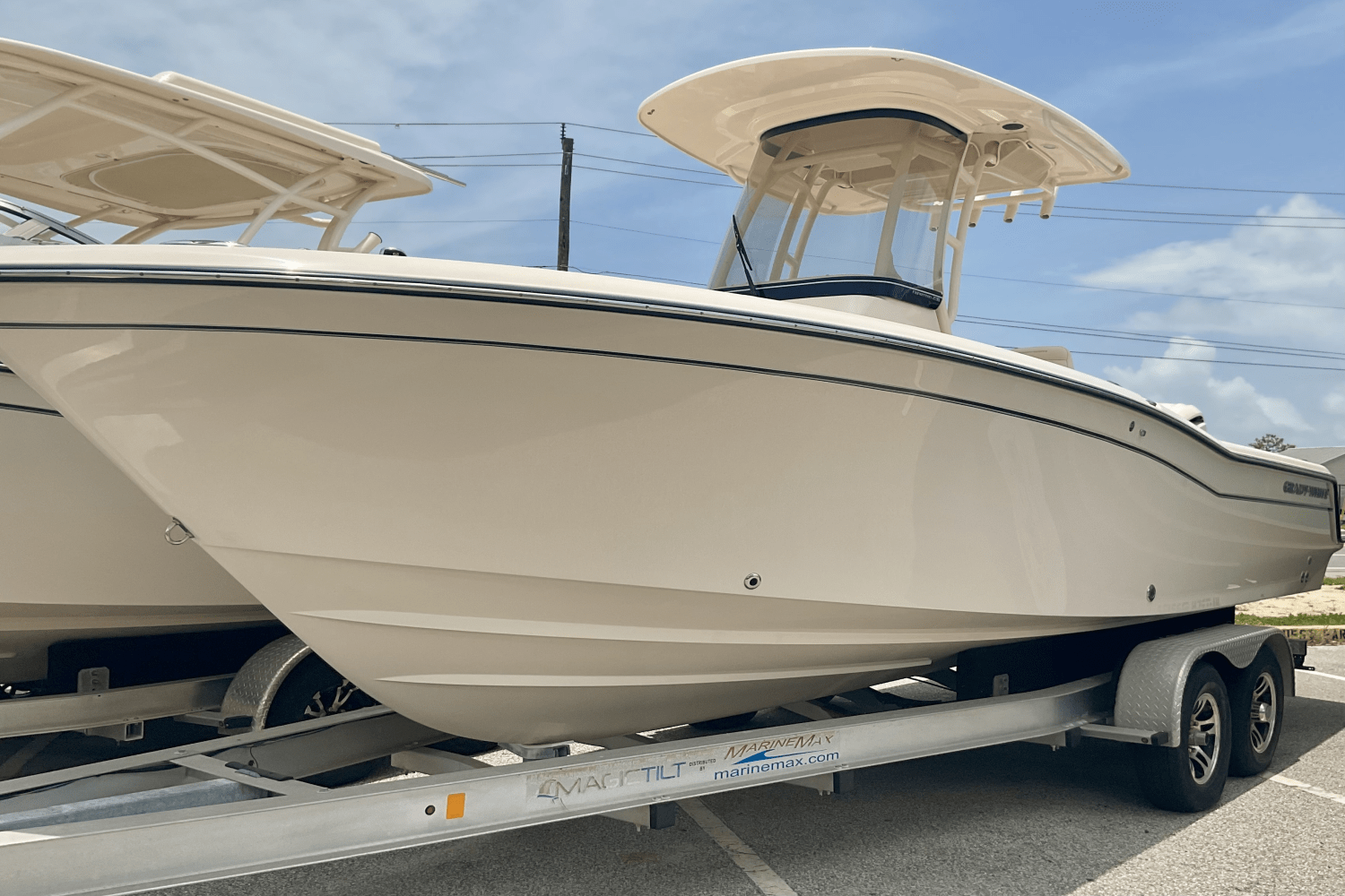 Slide: The Image of Grady-White Fisherman 236 2025 - 0