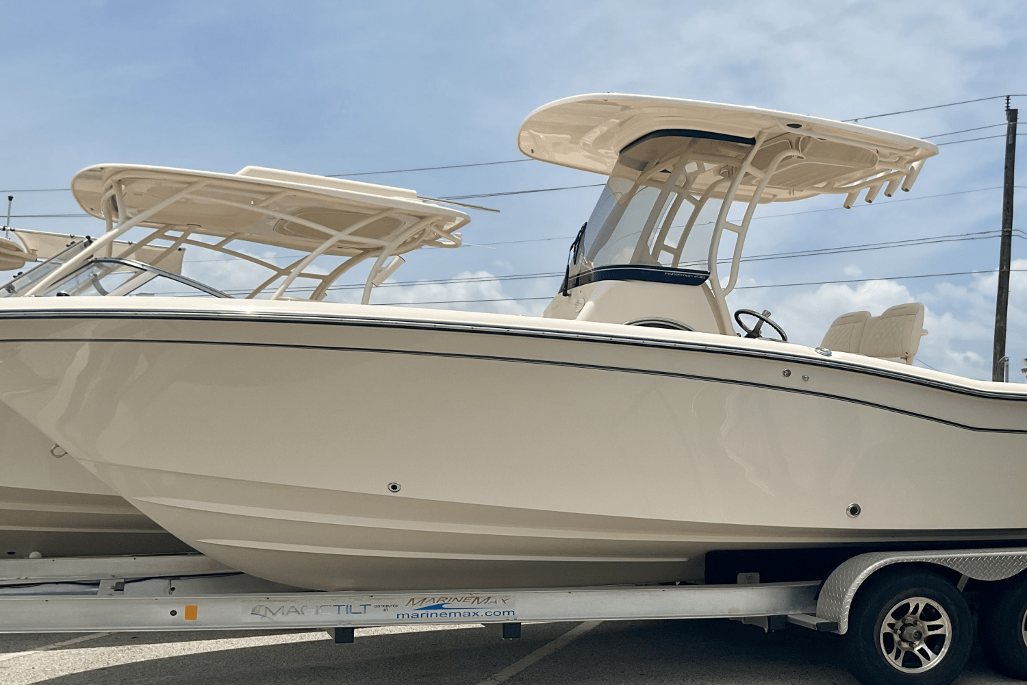 Slide: The Image of Grady-White Fisherman 236 2025 - 1