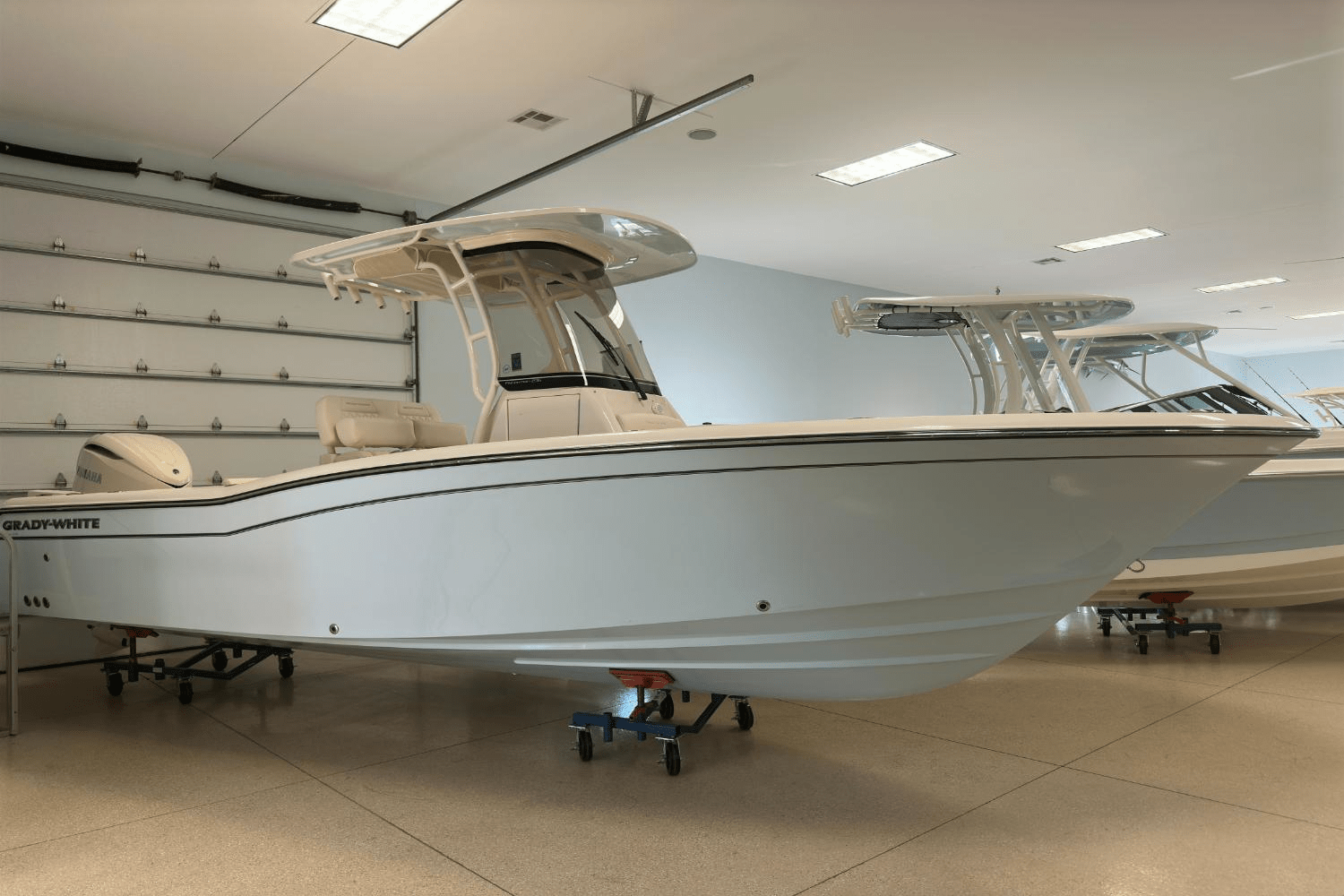 Slide: The Image of Grady-White Fisherman 236 2025 - 1