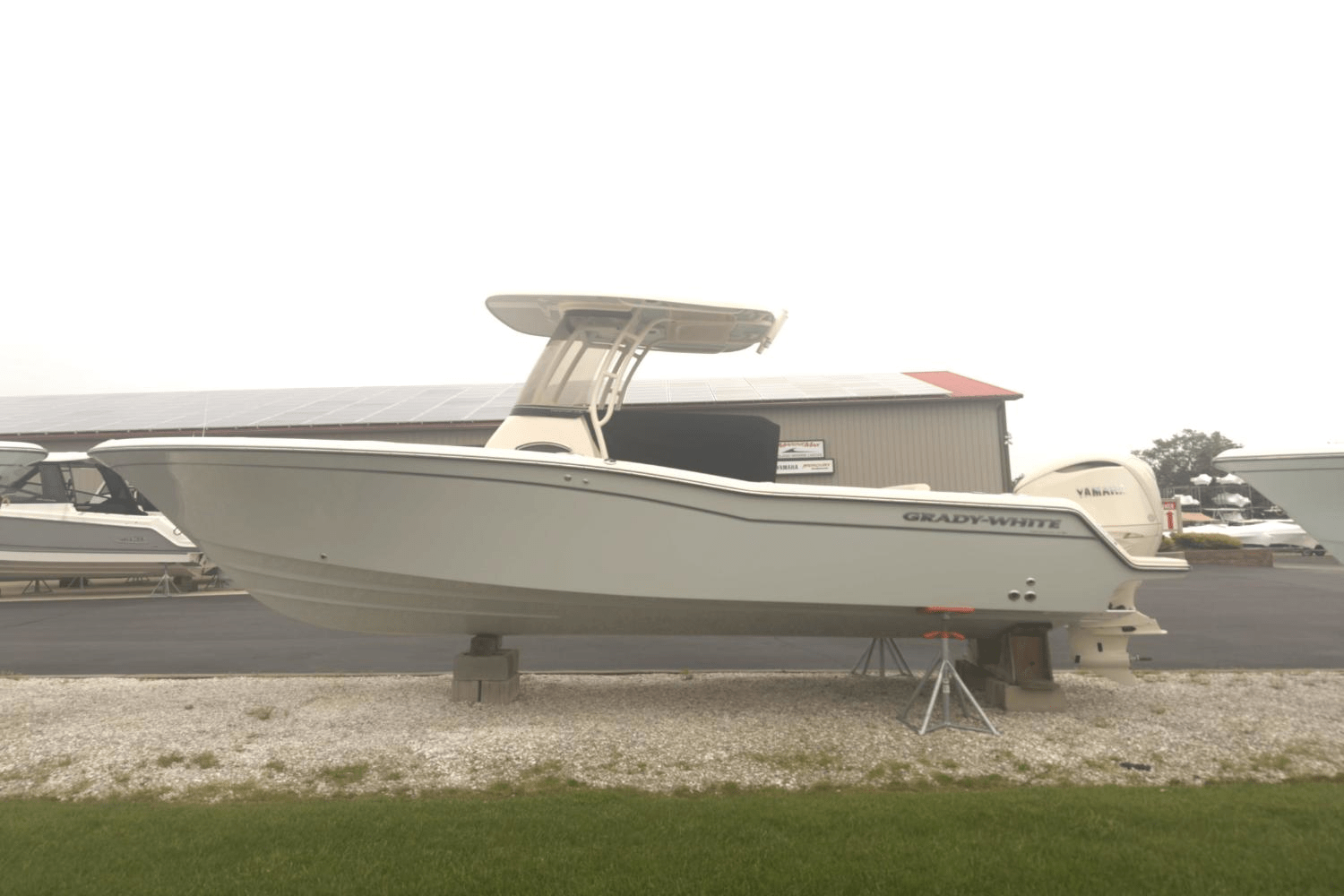 Slide: The Image of Grady-White Fisherman 236 2025 - 3