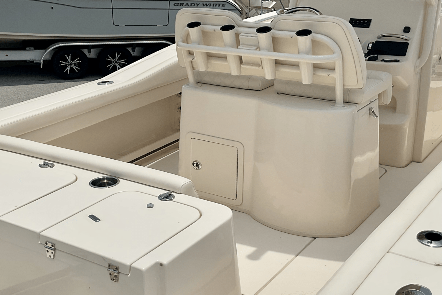 Slide: The Image of Grady-White Fisherman 236 2025 - 5