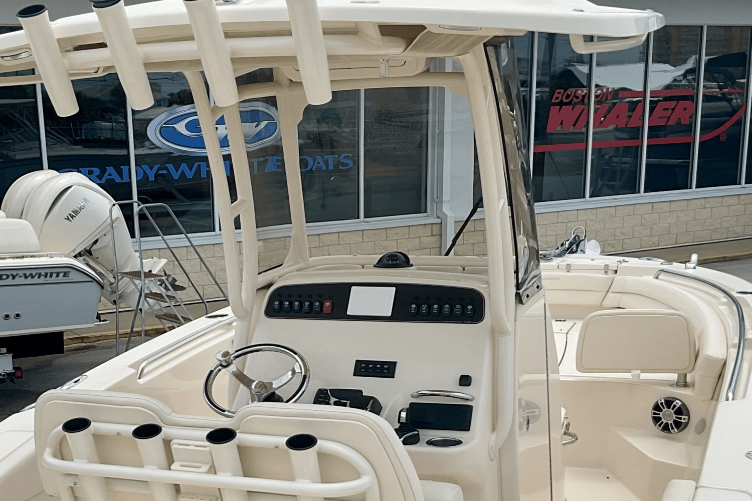 Slide: The Image of Grady-White Fisherman 236 2025 - 7