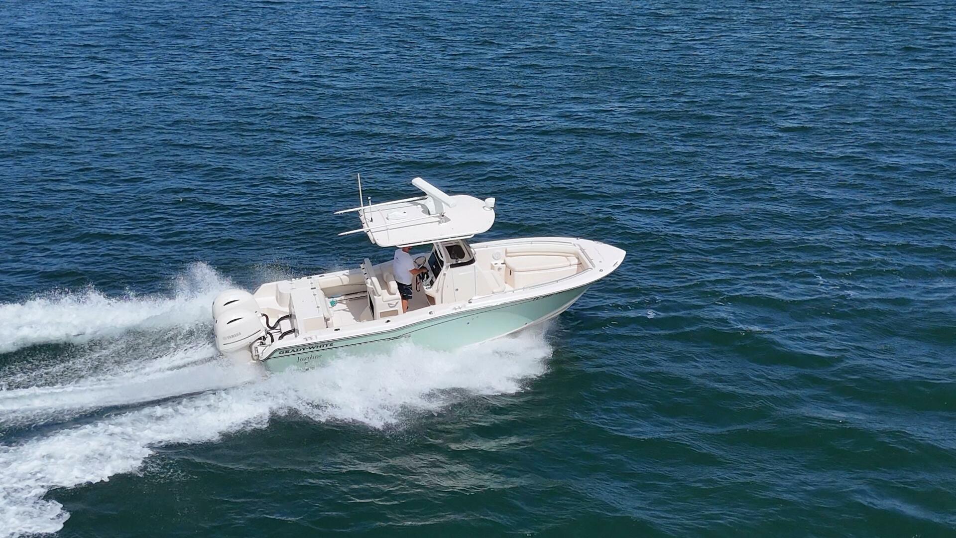 Slide: The Image of Grady-White Fisherman 257 2015 - 5453979