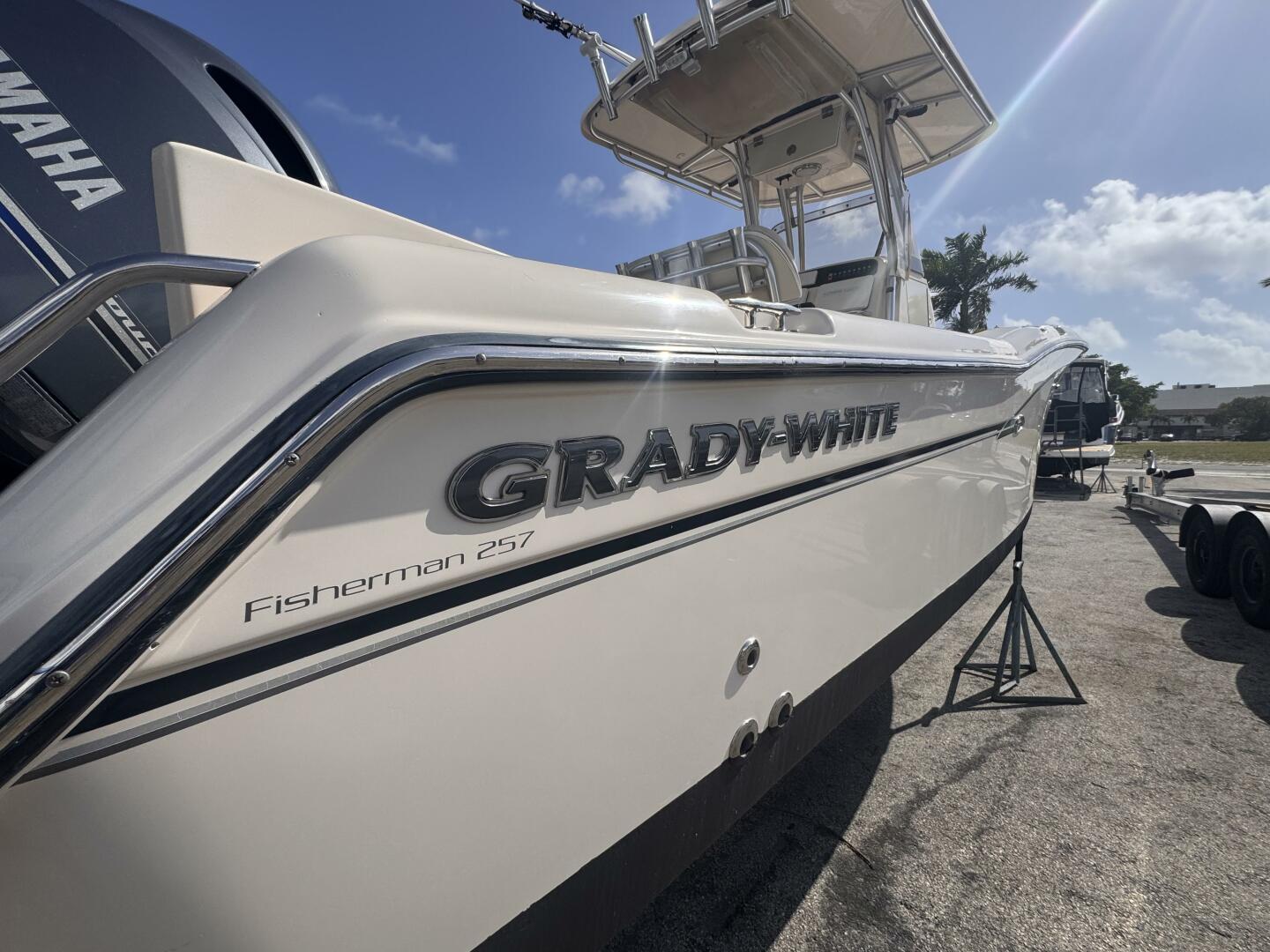 Slide: The Image of Grady-White Fisherman 257 2015 - 5205417