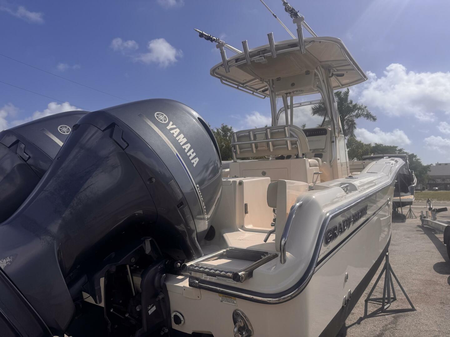 Slide: The Image of Grady-White Fisherman 257 2015 - 5205418