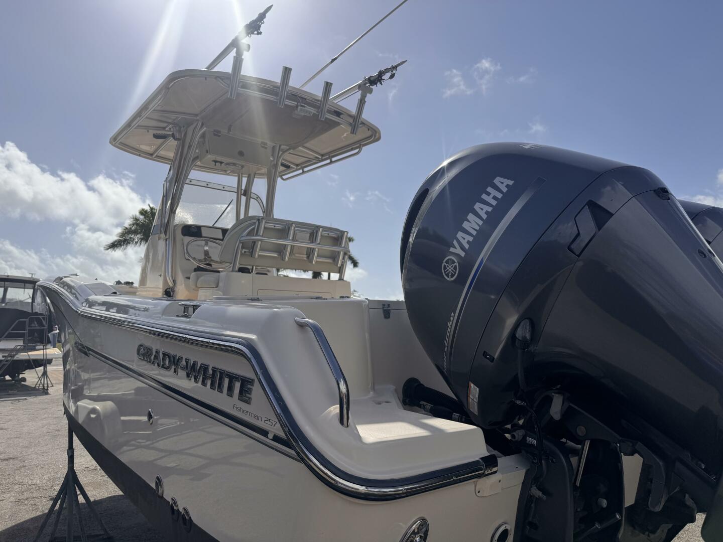 Slide: The Image of Grady-White Fisherman 257 2015 - 5205420