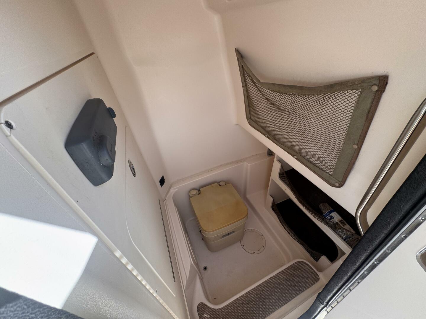 Slide: The Image of Grady-White Fisherman 257 2015 - 5205447