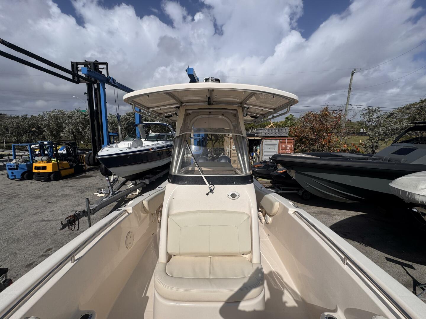 Slide: The Image of Grady-White Fisherman 257 2015 - 5205460