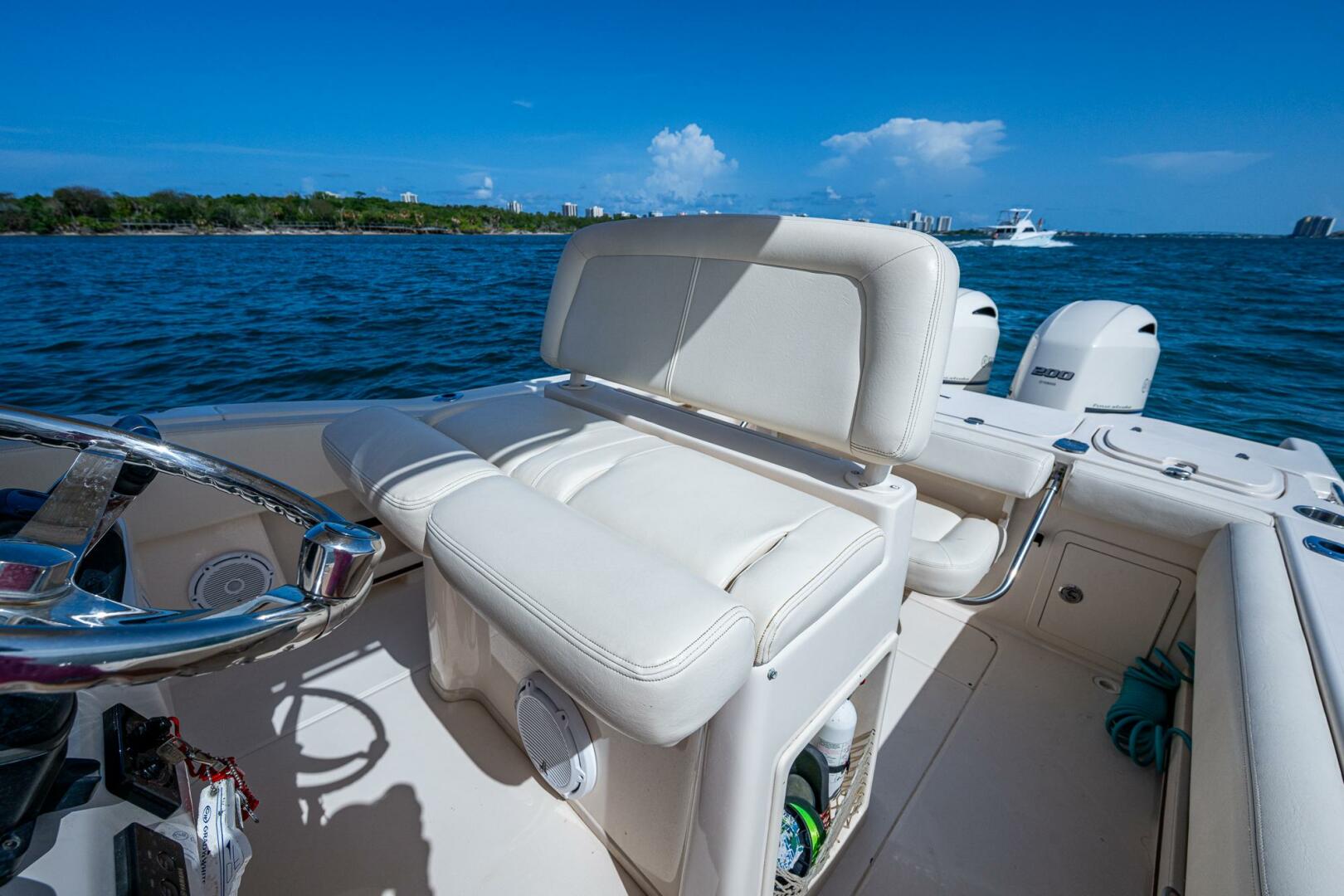 Slide: The Image of Grady-White Fisherman 257 2015 - 5453990