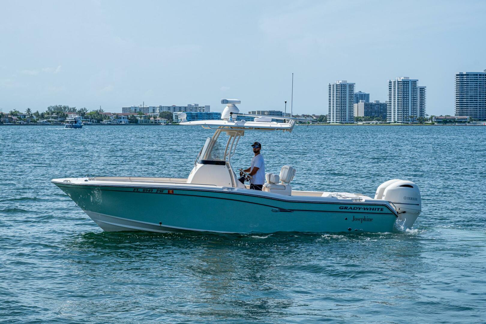 Slide: The Image of Grady-White Fisherman 257 2015 - 5453994