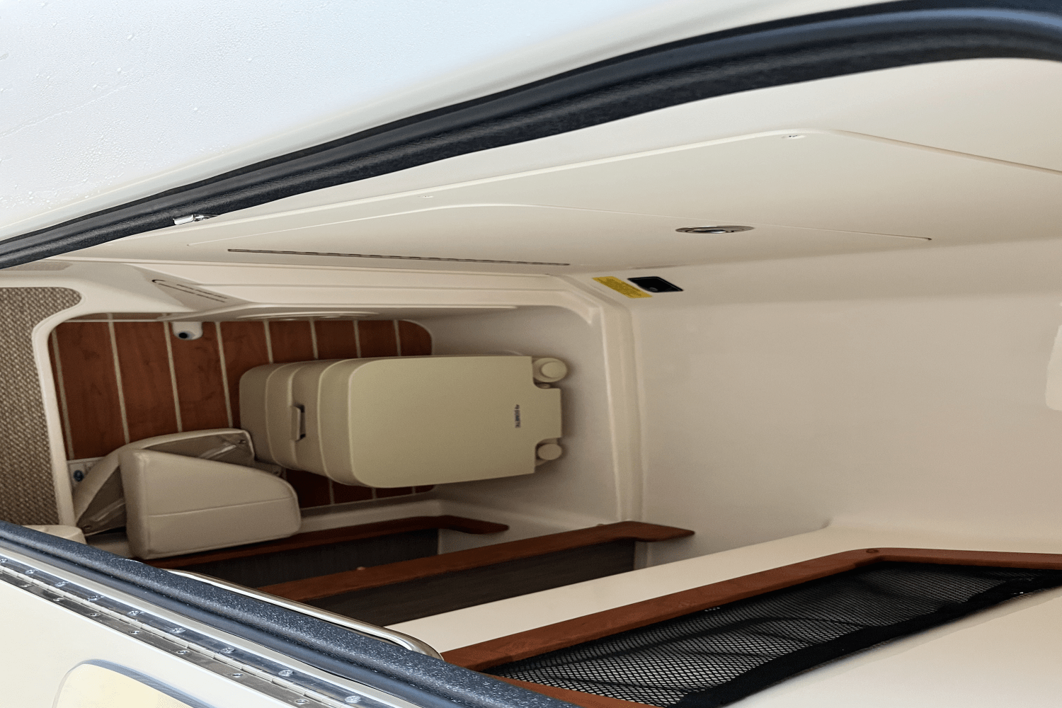 Slide: The Image of Grady-White Fisherman 257 2025 - 12