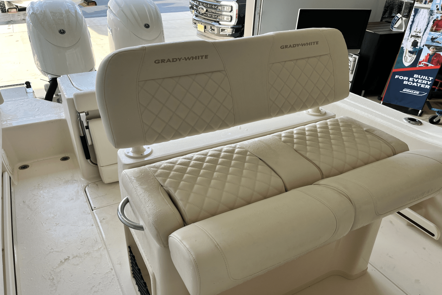 Slide: The Image of Grady-White Fisherman 257 2025 - 7