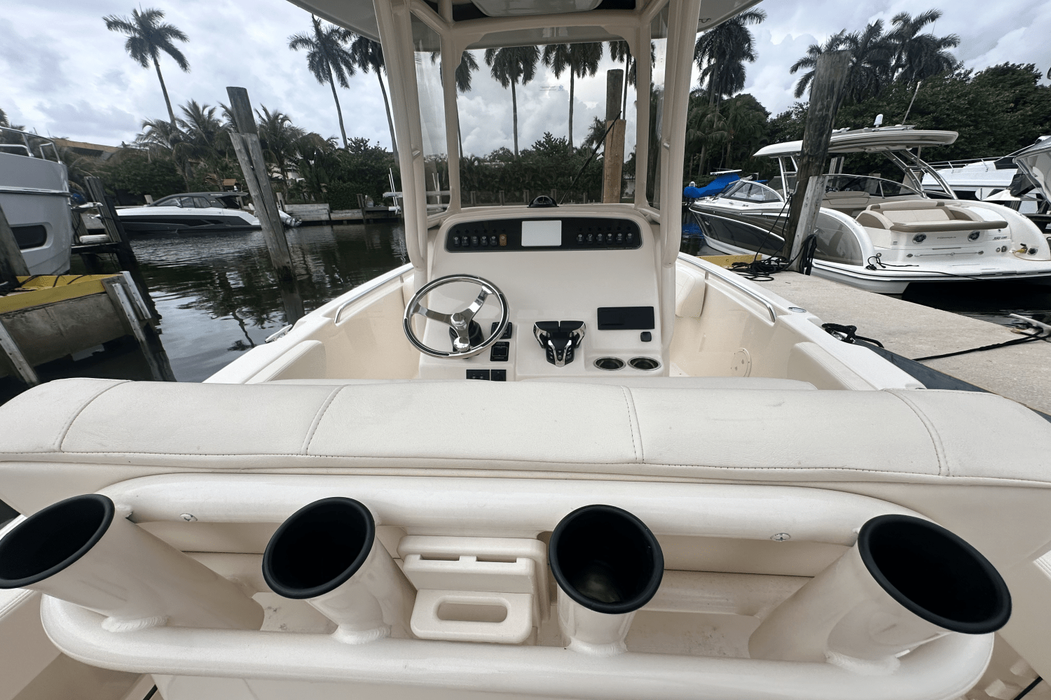 Slide: The Image of Grady-White Fisherman 257 2025 - 7