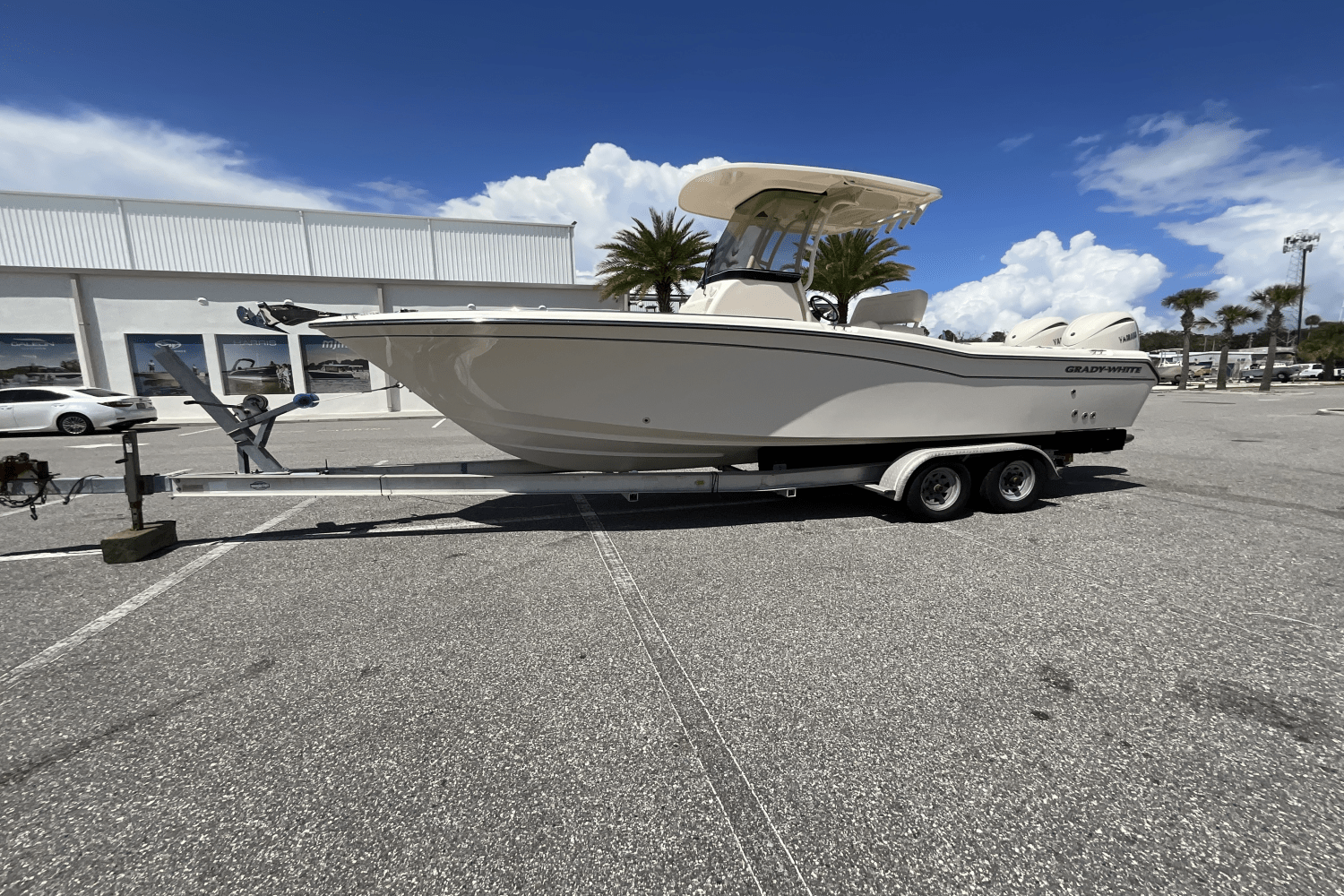 Slide: The Image of Grady-White Fisherman 257 2026 - 16