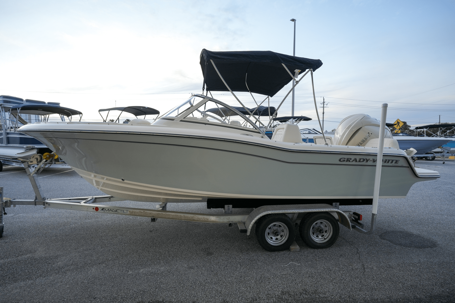 Slide: The Image of Grady-White Freedom 215 2024 - 1